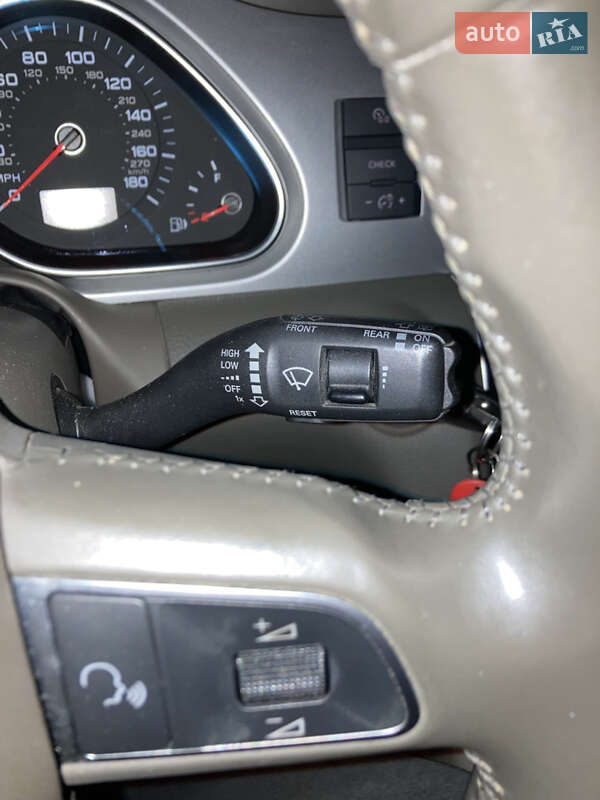 Внедорожник / Кроссовер Audi Q7 2010 в Умани