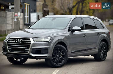 Внедорожник / Кроссовер Audi Q7 2017 в Запорожье