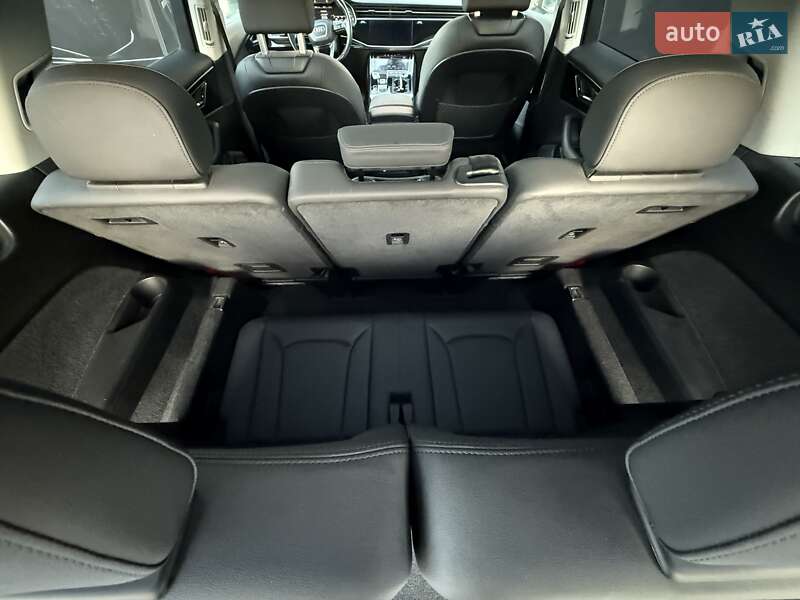 Позашляховик / Кросовер Audi Q7 2020 в Львові