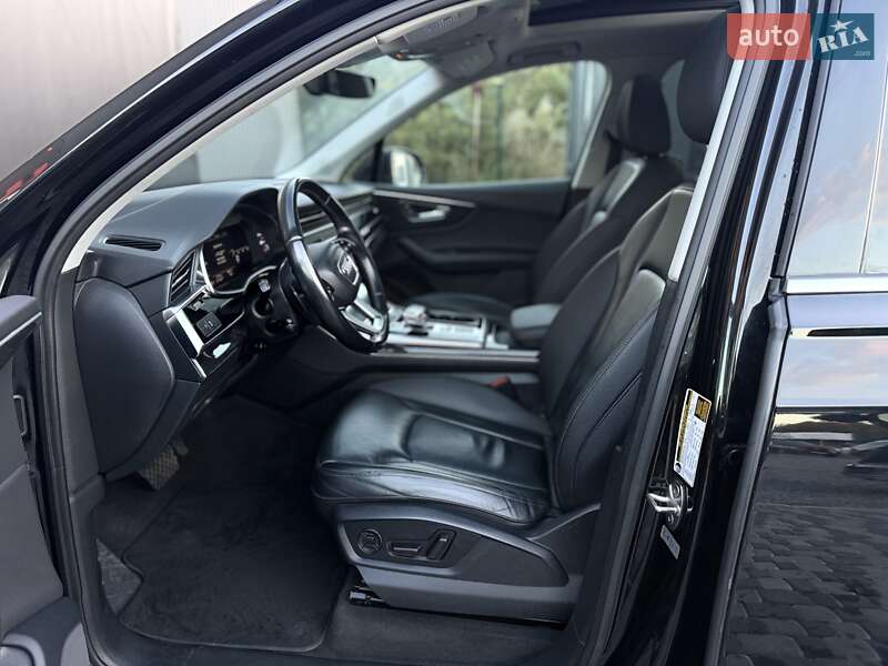 Позашляховик / Кросовер Audi Q7 2020 в Львові