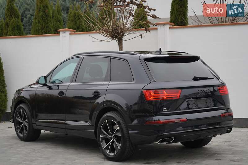 Внедорожник / Кроссовер Audi Q7 2017 в Одессе