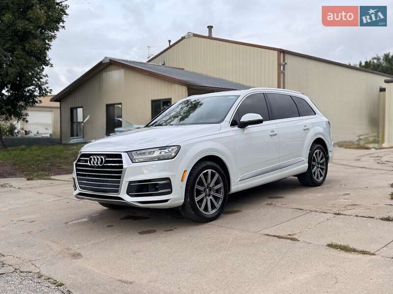 Внедорожник / Кроссовер Audi Q7 2019 в Хмельницком
