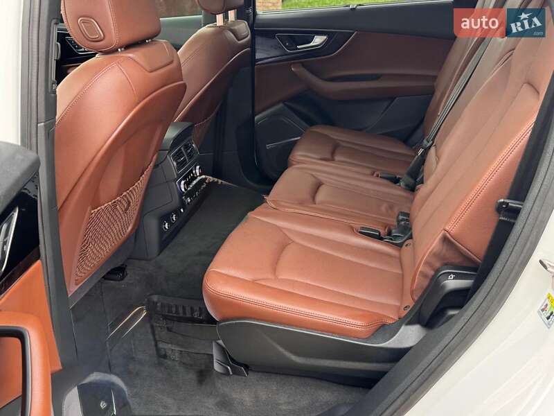Внедорожник / Кроссовер Audi Q7 2019 в Хмельницком