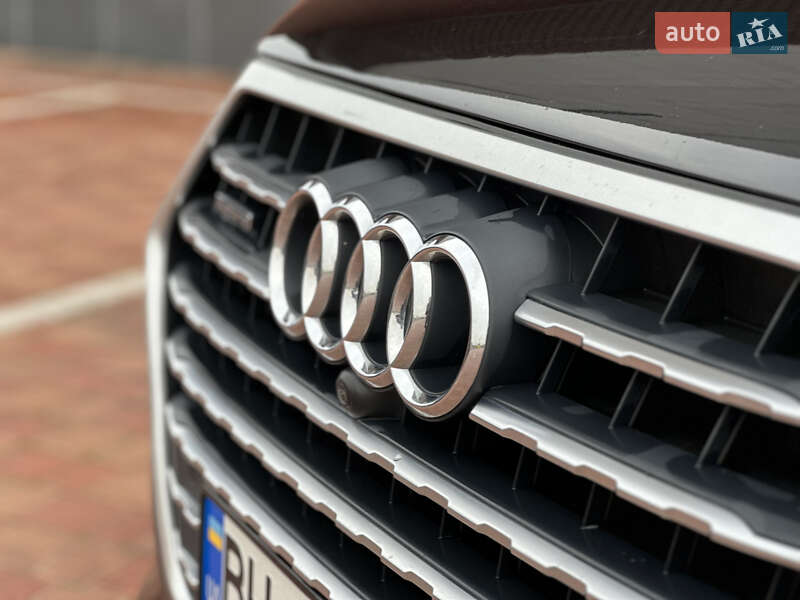 Внедорожник / Кроссовер Audi Q7 2018 в Одессе