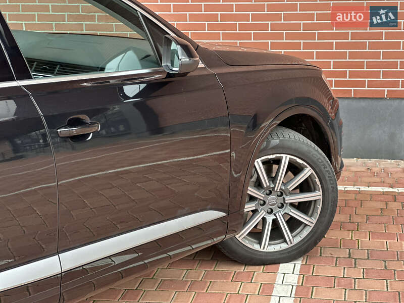 Внедорожник / Кроссовер Audi Q7 2018 в Одессе