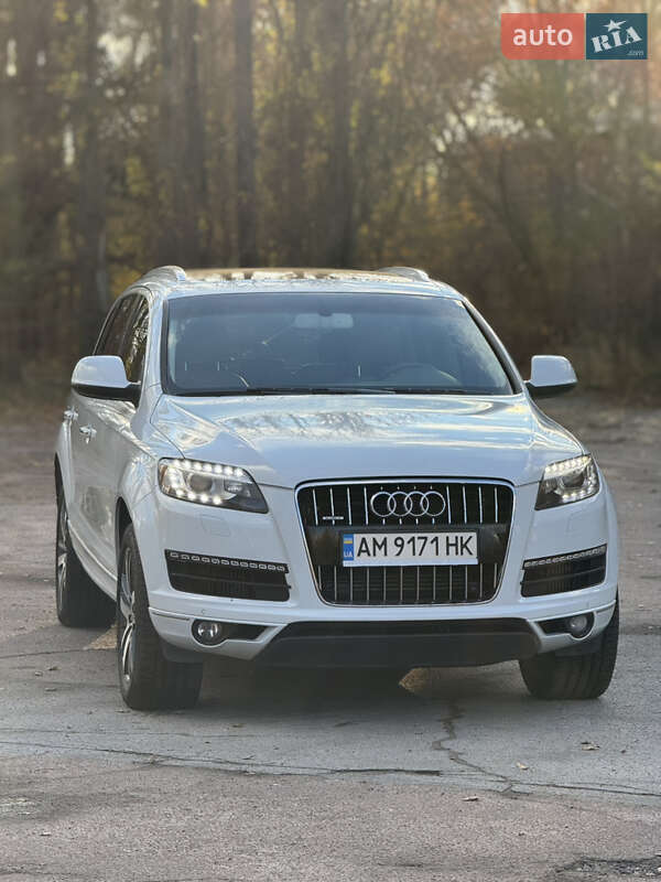 Внедорожник / Кроссовер Audi Q7 2012 в Житомире