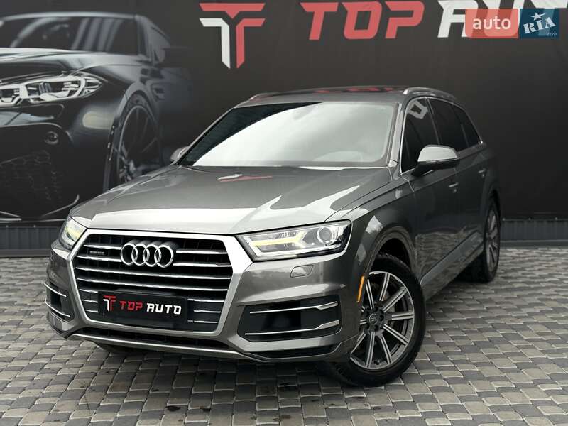 Позашляховик / Кросовер Audi Q7 2017 в Львові