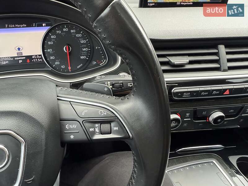 Позашляховик / Кросовер Audi Q7 2017 в Львові