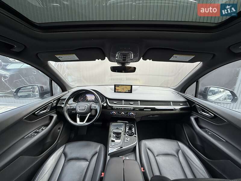 Позашляховик / Кросовер Audi Q7 2017 в Львові