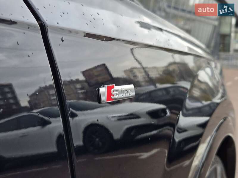 Внедорожник / Кроссовер Audi Q7 2016 в Киеве