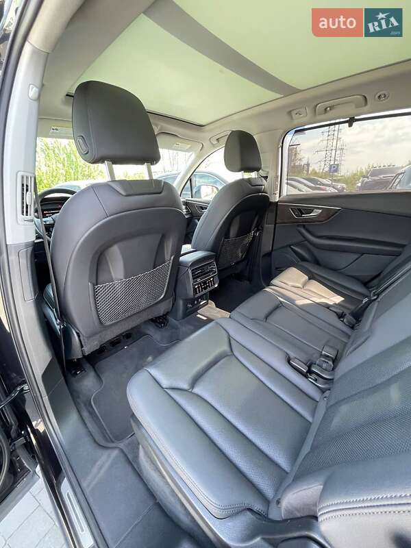 Внедорожник / Кроссовер Audi Q7 2019 в Львове