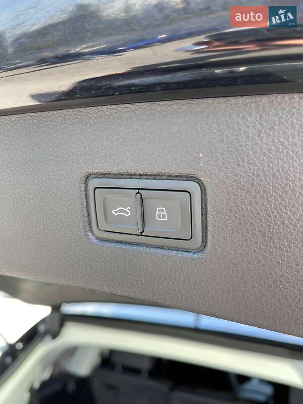 Внедорожник / Кроссовер Audi Q7 2019 в Львове