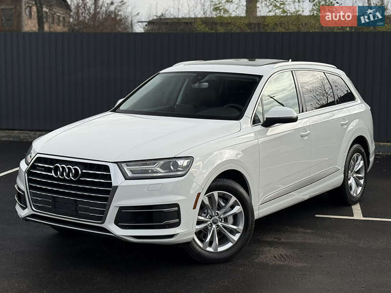 Позашляховик / Кросовер Audi Q7 2016 в Житомирі