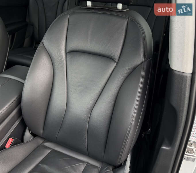 Позашляховик / Кросовер Audi Q7 2016 в Житомирі