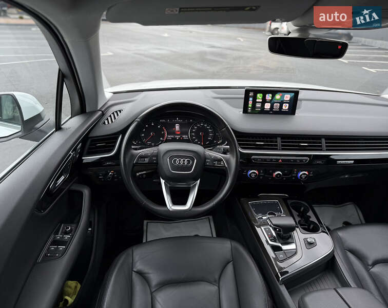 Позашляховик / Кросовер Audi Q7 2016 в Житомирі