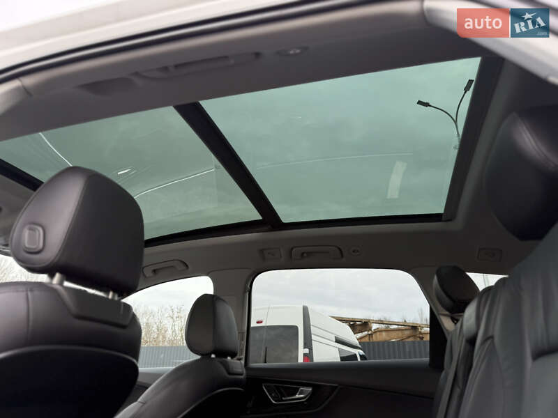 Позашляховик / Кросовер Audi Q7 2016 в Житомирі