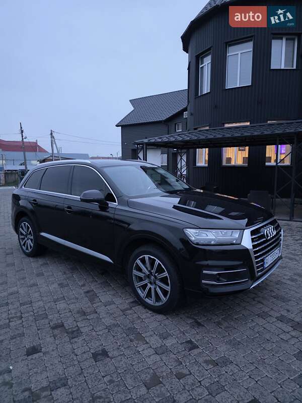 Внедорожник / Кроссовер Audi Q7 2017 в Белой Церкви