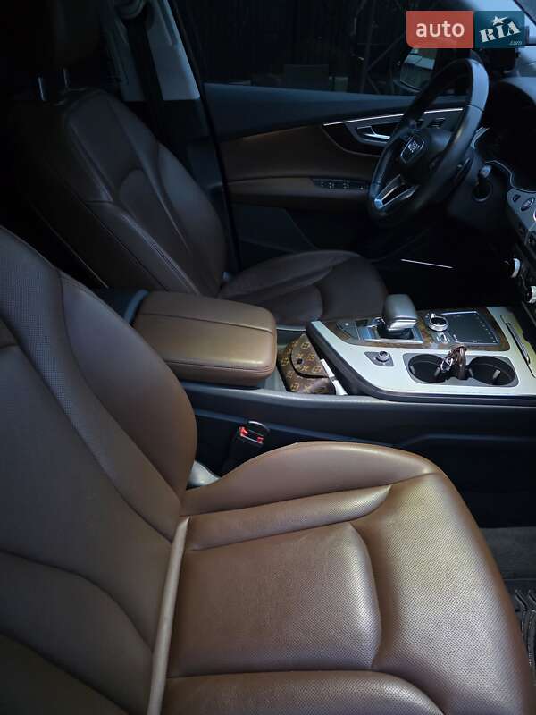 Внедорожник / Кроссовер Audi Q7 2017 в Белой Церкви