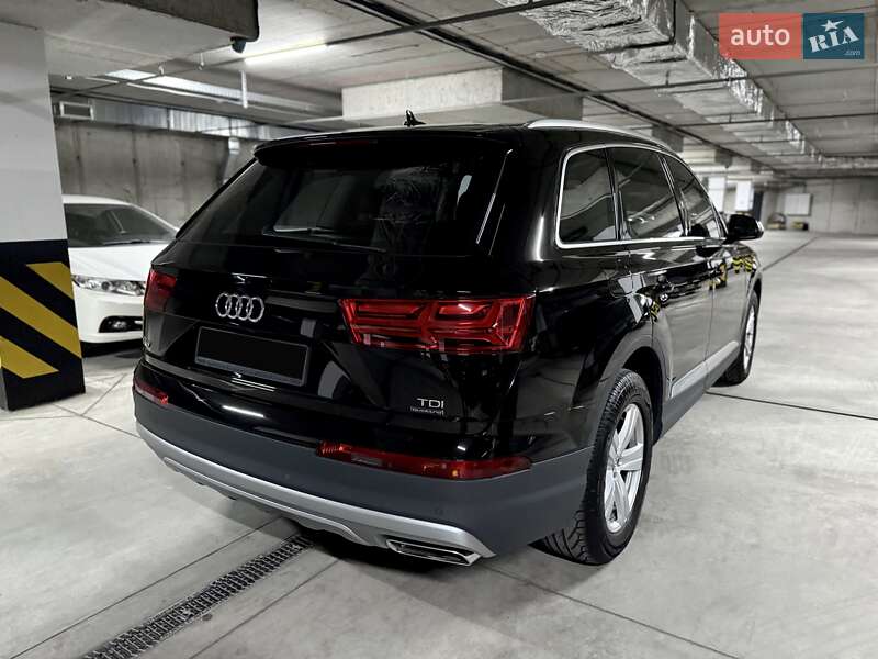 Позашляховик / Кросовер Audi Q7 2016 в Дніпрі