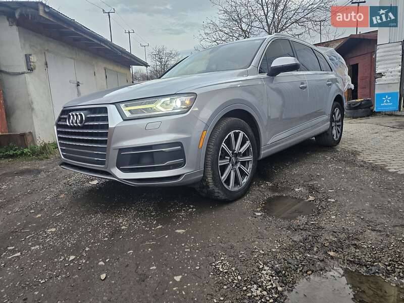 Внедорожник / Кроссовер Audi Q7 2019 в Стрые