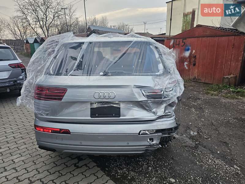 Внедорожник / Кроссовер Audi Q7 2019 в Стрые