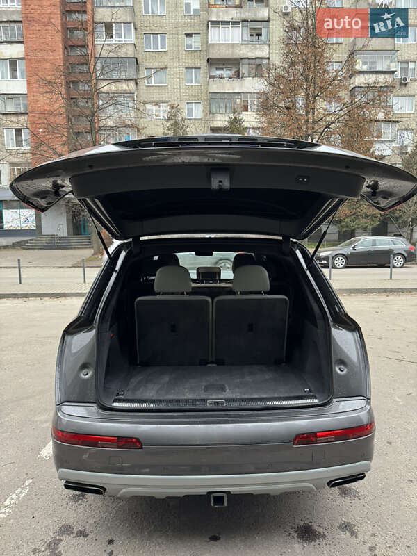 Внедорожник / Кроссовер Audi Q7 2018 в Львове