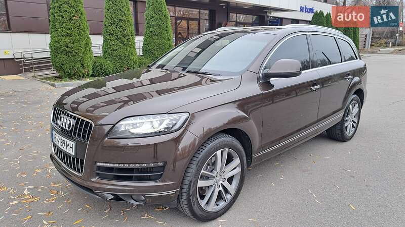 Позашляховик / Кросовер Audi Q7 2014 в Дніпрі