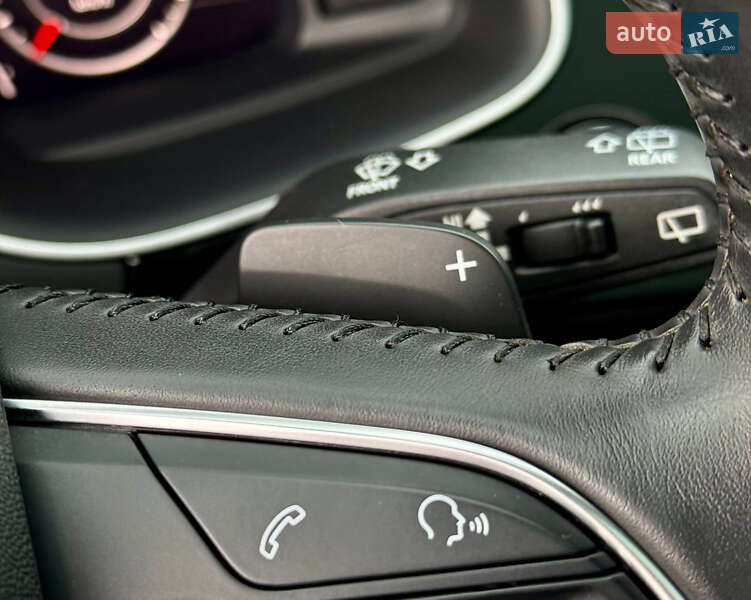 Позашляховик / Кросовер Audi Q7 2016 в Києві