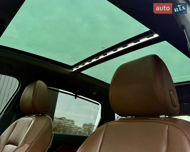 Позашляховик / Кросовер Audi Q7 2016 в Києві
