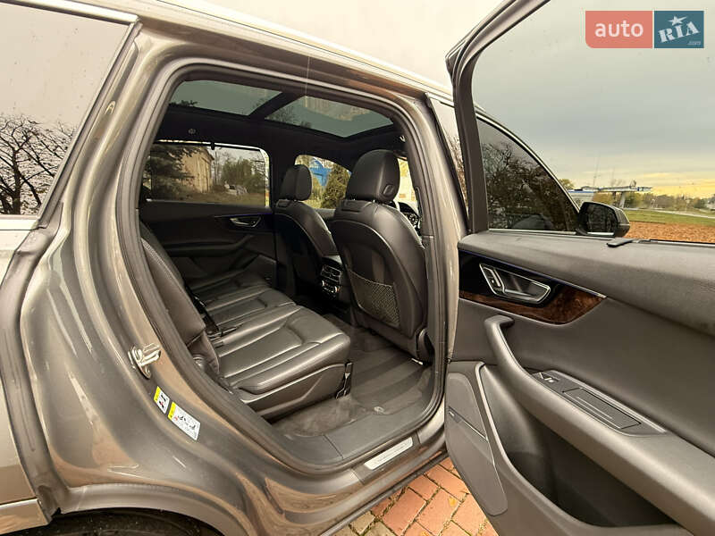 Позашляховик / Кросовер Audi Q7 2016 в Харкові фото 43 Позашляховик / Кросовер Audi Q7 2016 в Харкові