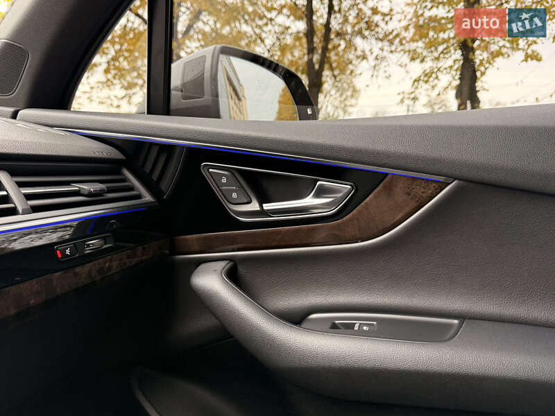 Позашляховик / Кросовер Audi Q7 2016 в Харкові фото 45 Позашляховик / Кросовер Audi Q7 2016 в Харкові