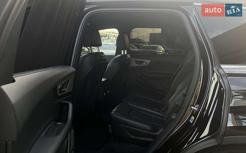 Внедорожник / Кроссовер Audi Q7 2018 в Мукачево фото 24 Внедорожник / Кроссовер Audi Q7 2018 в Мукачево