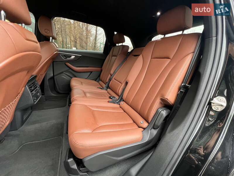 Внедорожник / Кроссовер Audi Q7 2021 в Хмельницком