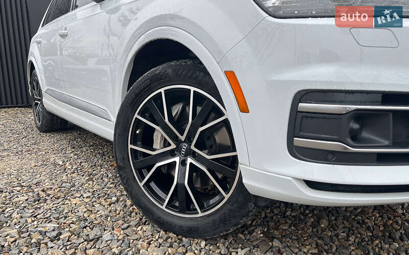 Позашляховик / Кросовер Audi Q7 2016 в Коломиї