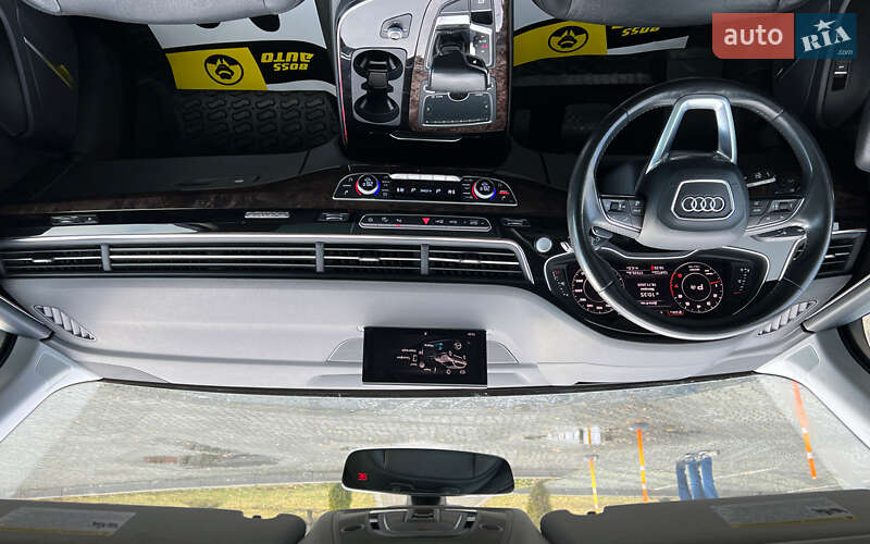 Позашляховик / Кросовер Audi Q7 2017 в Львові