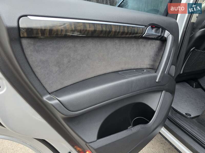 Внедорожник / Кроссовер Audi Q7 2010 в Одессе фото 48 Внедорожник / Кроссовер Audi Q7 2010 в Одессе