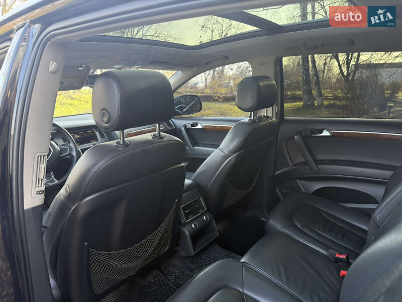 Позашляховик / Кросовер Audi Q7 2013 в Звенигородці фото 10 Позашляховик / Кросовер Audi Q7 2013 в Звенигородці