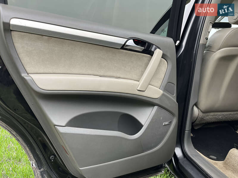 Позашляховик / Кросовер Audi Q7 2007 в Черкасах фото 13 Позашляховик / Кросовер Audi Q7 2007 в Черкасах