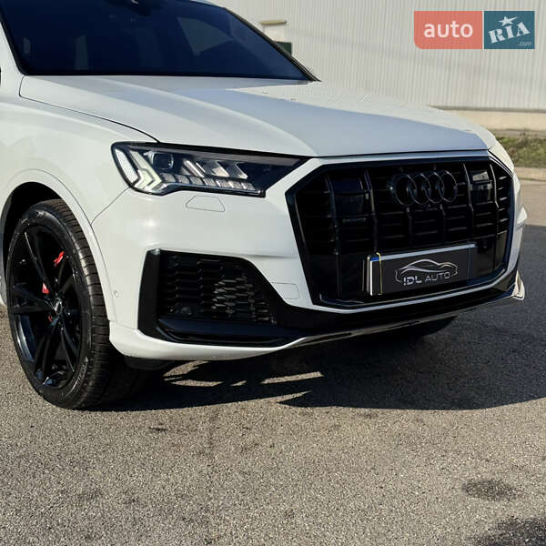 Внедорожник / Кроссовер Audi Q7 2022 в Киеве фото 5 Внедорожник / Кроссовер Audi Q7 2022 в Киеве