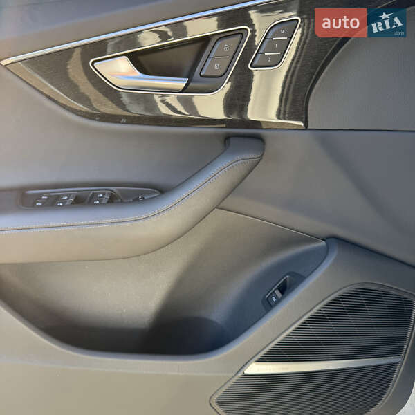 Внедорожник / Кроссовер Audi Q7 2022 в Киеве фото 16 Внедорожник / Кроссовер Audi Q7 2022 в Киеве