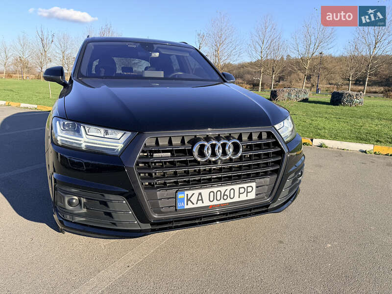 Позашляховик / Кросовер Audi Q7 2017 в Ірпені