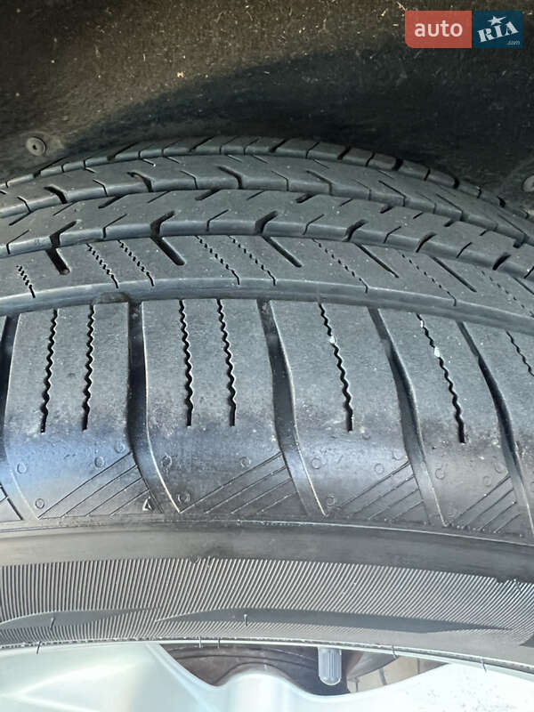 Внедорожник / Кроссовер Audi Q7 2012 в Нововолынске фото 25 Внедорожник / Кроссовер Audi Q7 2012 в Нововолынске