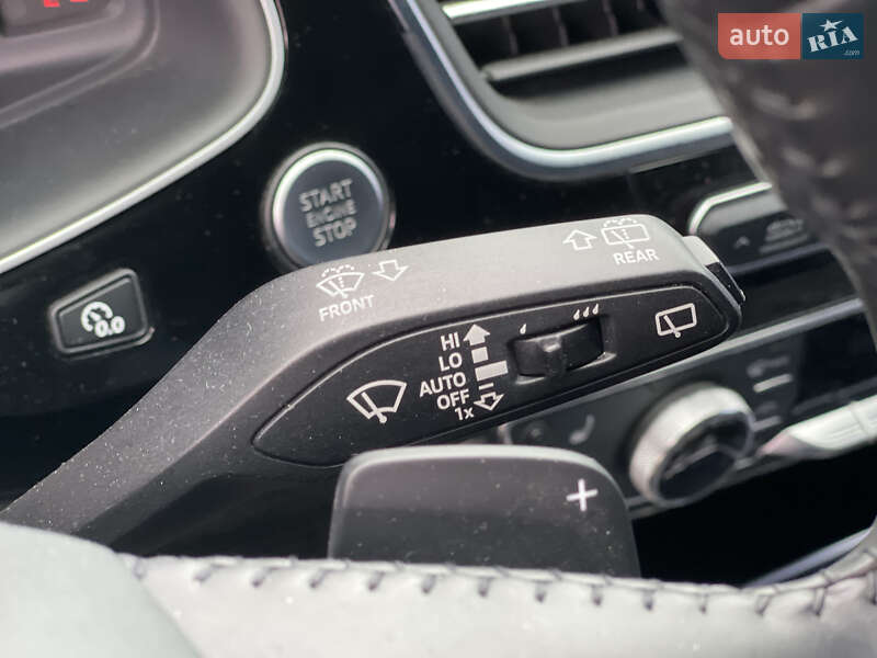 Позашляховик / Кросовер Audi Q7 2017 в Нововолинську