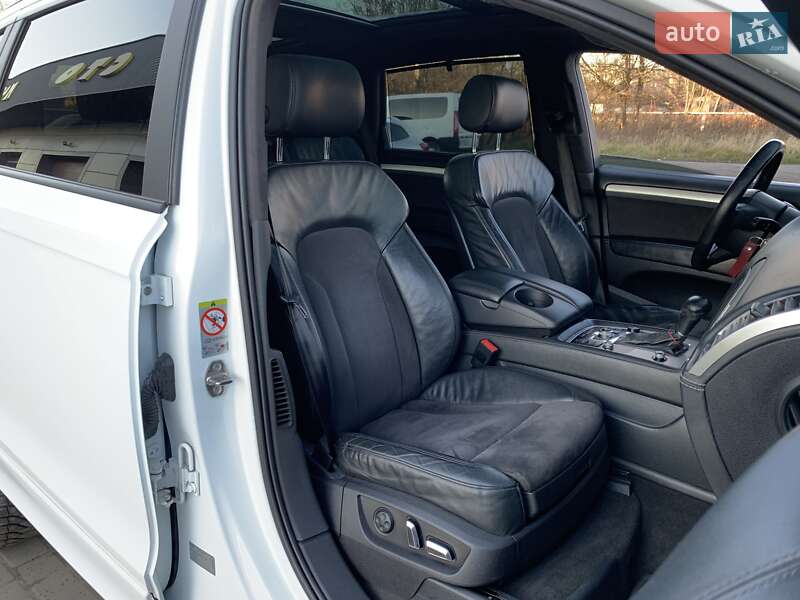Позашляховик / Кросовер Audi Q7 2011 в Бердичеві