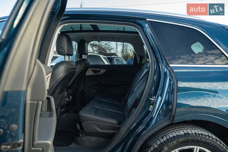 Позашляховик / Кросовер Audi Q7 2018 в Чернівцях фото 35 Позашляховик / Кросовер Audi Q7 2018 в Чернівцях