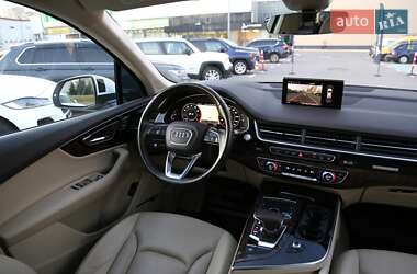Внедорожник / Кроссовер Audi Q7 2016 в Киеве