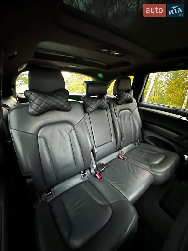Внедорожник / Кроссовер Audi Q7 2013 в Киеве