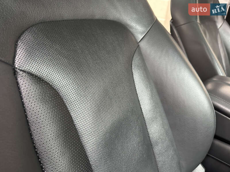 Внедорожник / Кроссовер Audi Q7 2014 в Виннице