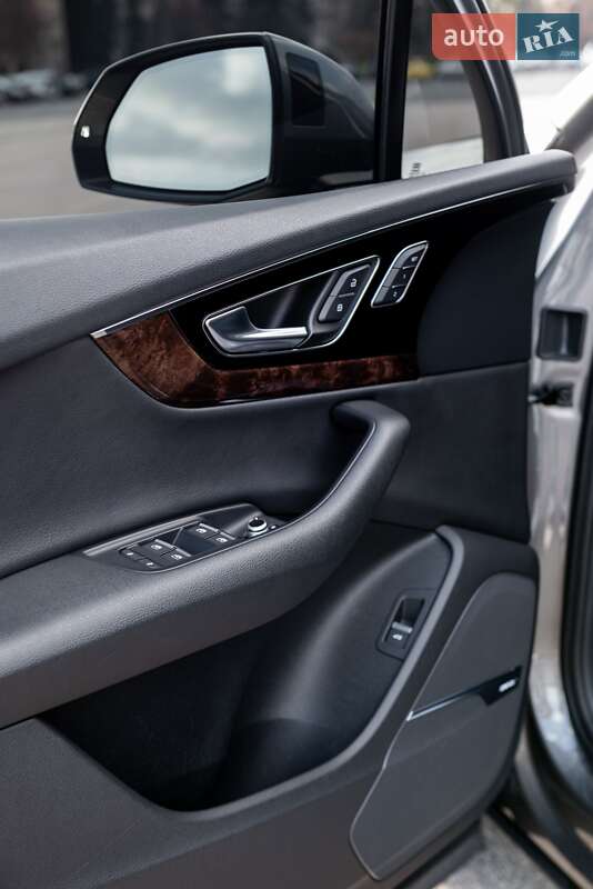 Внедорожник / Кроссовер Audi Q7 2017 в Харькове фото 49 Внедорожник / Кроссовер Audi Q7 2017 в Харькове