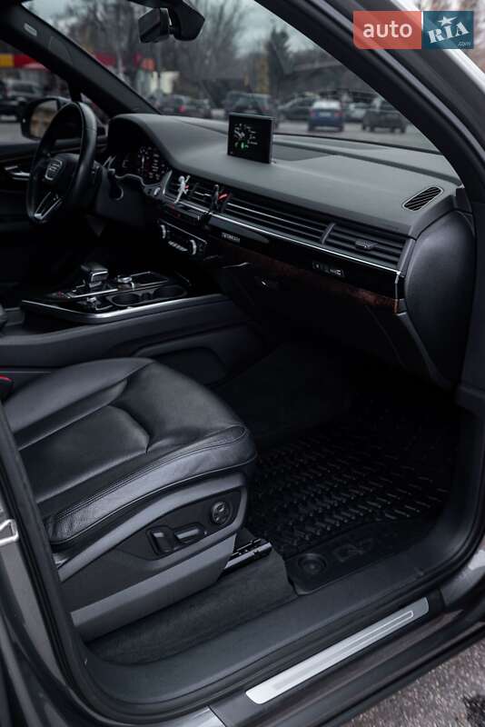 Внедорожник / Кроссовер Audi Q7 2017 в Харькове фото 38 Внедорожник / Кроссовер Audi Q7 2017 в Харькове